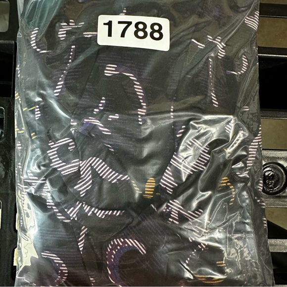 CJ Banks One Button Cardigan Stretch Knit 3/4 Sleeve Purple‎ Paisley NEW Size 1X - Picture 9 of 9